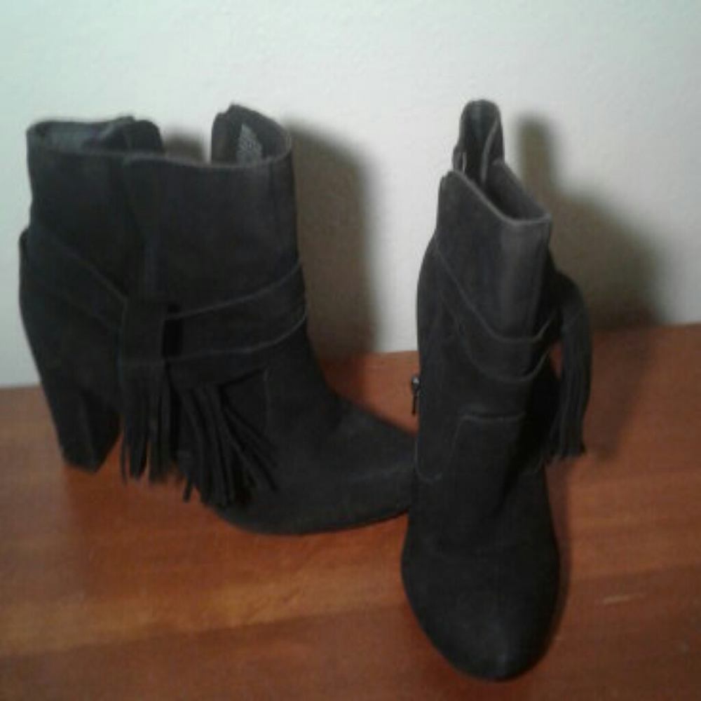 Heeled boots - Picture 2 of 5